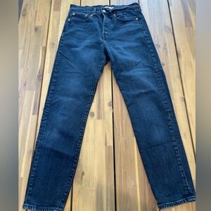 listing-status-banner